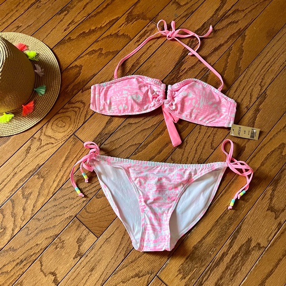 NWT Bikini set size Large - Picture 1 of 2